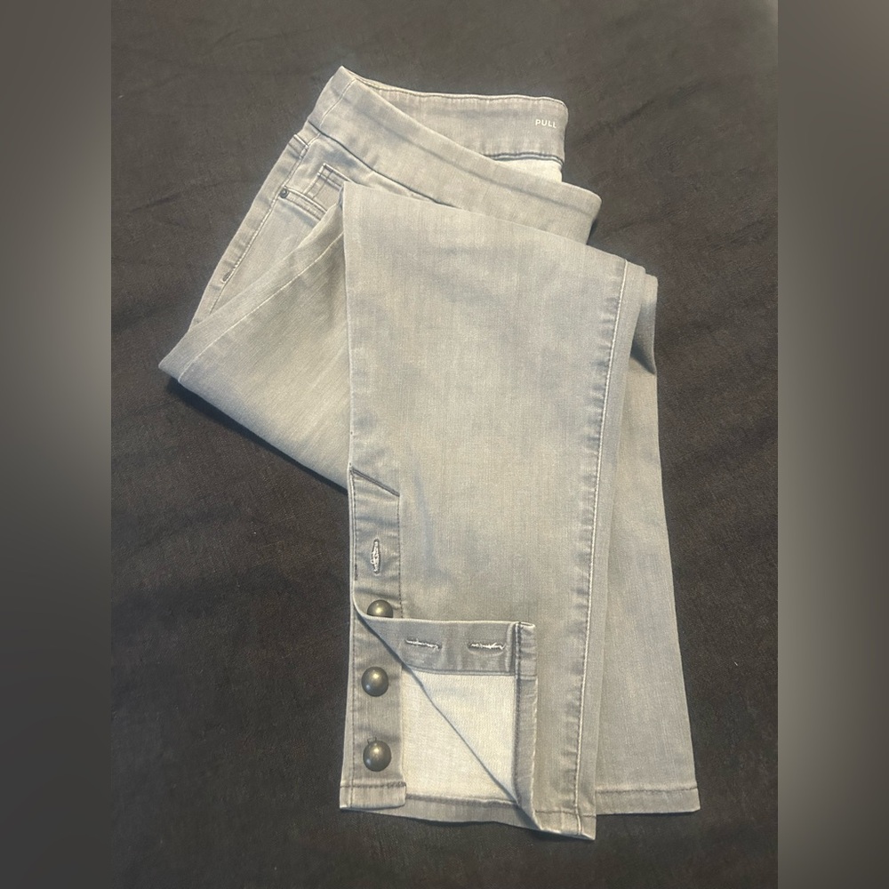 Chico's Light Gray Ankle Jeans